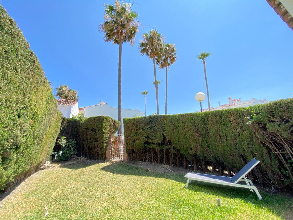 Вилла Townhouse W/Sea View & Garden Эстепона Экстерьер фото